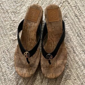 Tory Burch Sandals size 6 1/2   Pre owned but excellent condition